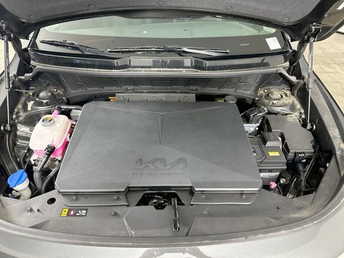 Used 2024 Kia Niro Wind FWD image 33