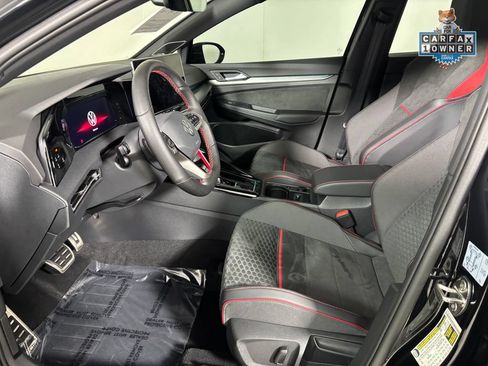 Used 2026 Volkswagen GTI SE FWD image 11