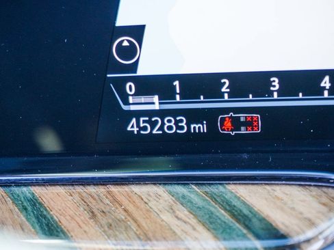 Used 2021 Cadillac Escalade Sport Platinum image 32