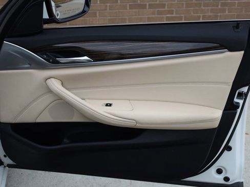 Used 2017 BMW 540i image 24