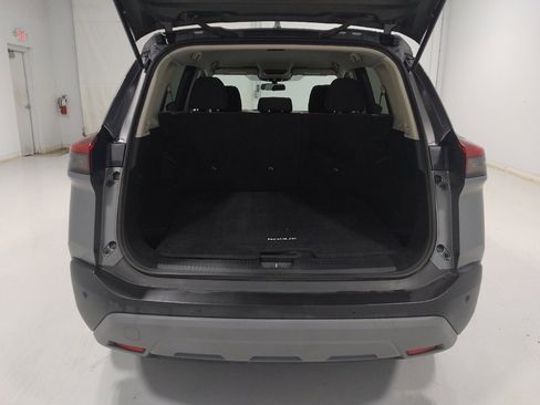 Used 2021 Nissan Rogue SV AWD/4WD image 29
