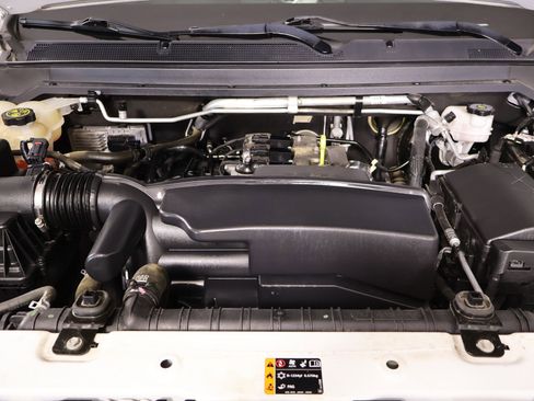 Used 2022 Chevrolet Colorado LT w/ Fleet Safety Package image 18