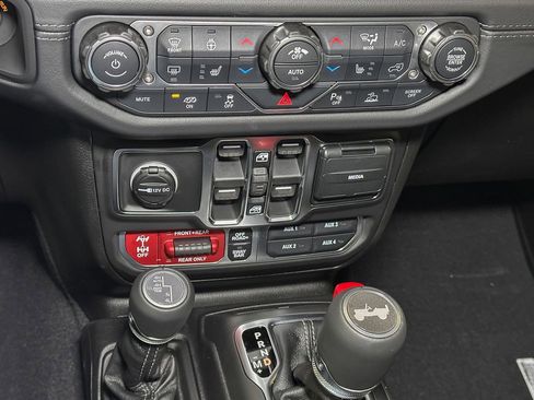 New 2026 Jeep Wrangler Unlimited Rubicon 392 AWD/4WD image 36