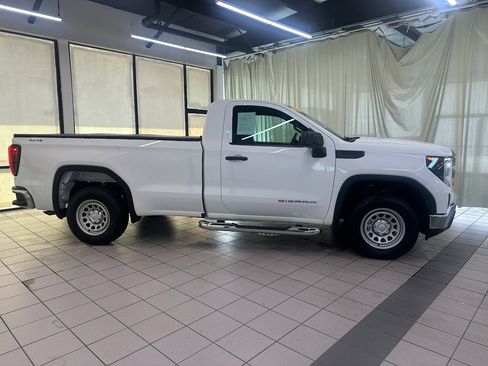 Certified 2022 GMC Sierra 1500 Pro w/ Convenience Package AWD/4WD image 3