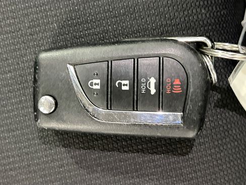 Used 2024 Toyota Corolla LE FWD image 34