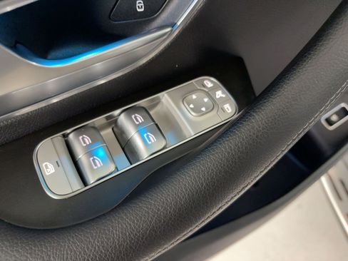 Used 2023 Mercedes-Benz GLE 350 4MATIC image 13