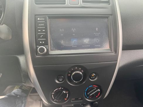 Used 2018 Nissan Versa SV FWD image 14