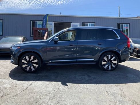 Used 2023 Volvo XC90 T8 Ultimate w/ Lounge Package AWD/4WD image 5