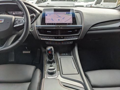 Used 2022 Cadillac CT5 Sport image 15