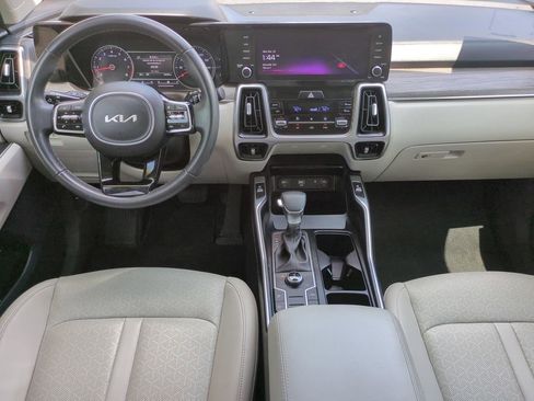 Used 2023 Kia Sorento S AWD/4WD image 14