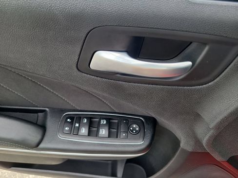 Used 2023 Dodge Charger SXT RWD image 17