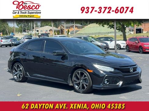 Used 2019 Honda Civic Sport Touring image 1