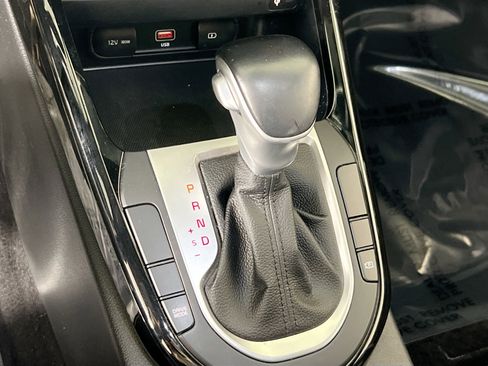 Used 2022 Kia Forte GT-Line w/ GT-Line Premium Package image 17