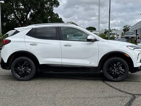 New 2026 Buick Encore GX Sport Touring AWD/4WD image 3