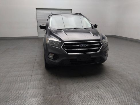 Used 2017 Ford Escape SE w/ Equipment Group 201A FWD image 14