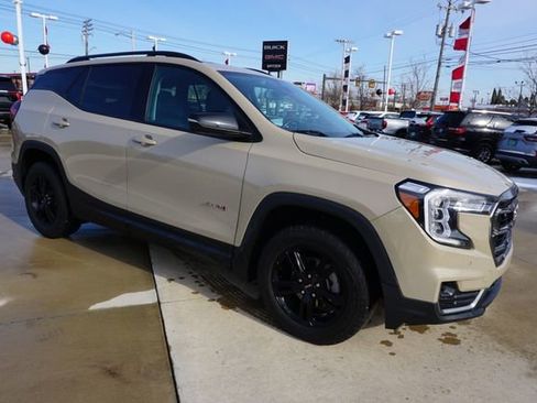 Used 2022 GMC Terrain AT4 w/ Infotainment Package II image 2