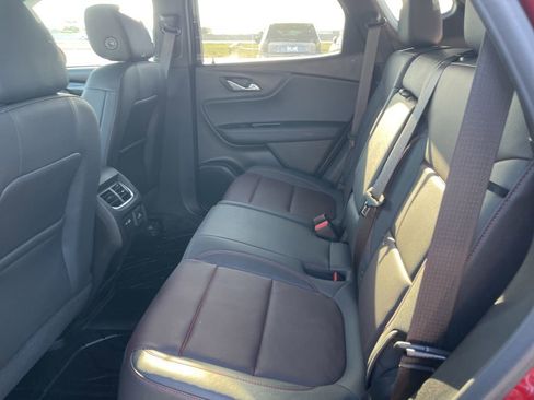 Certified 2024 Chevrolet Blazer RS w/ Enhanced Convenience Package FWD image 12
