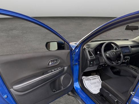 Used 2018 Honda HR-V EX image 11