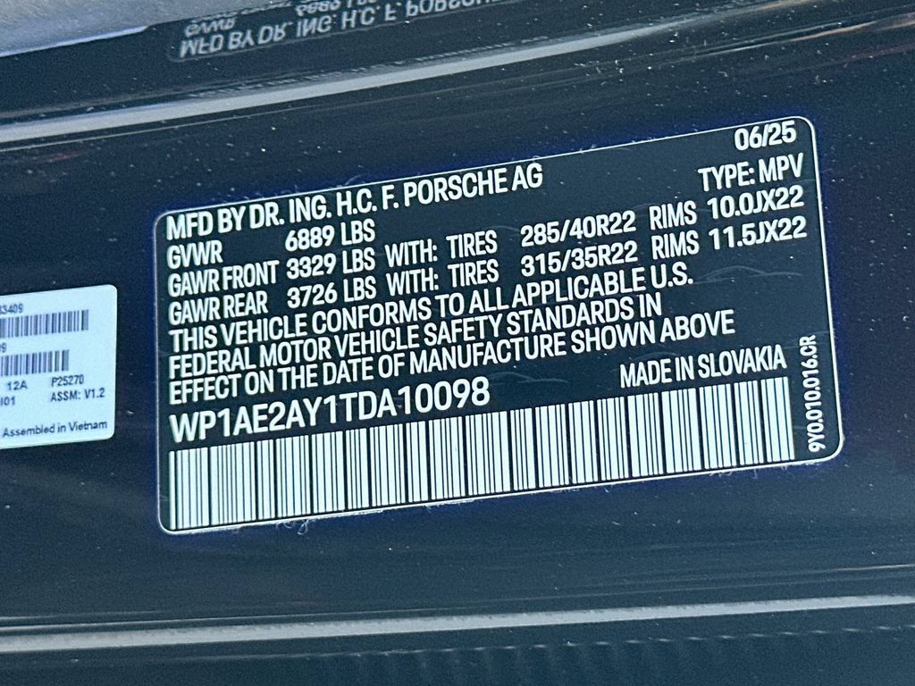 Certified 2026 Porsche Cayenne E-Hybrid AWD/4WD image 27