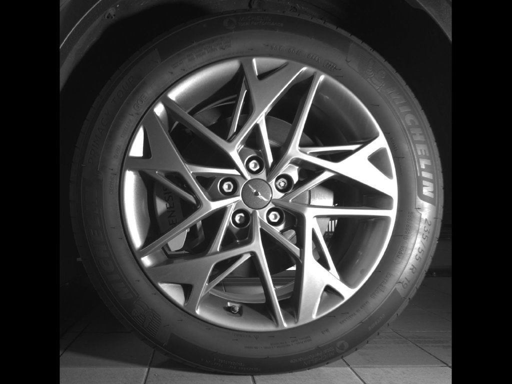 Used 2023 Genesis GV70 2.5T w/ Advanced Package AWD/4WD image 12