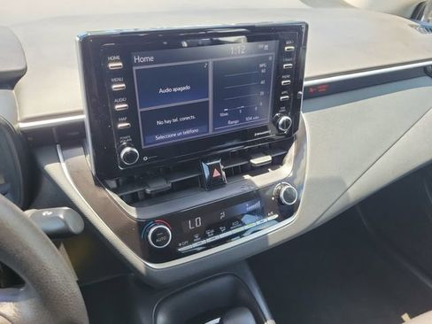 Used 2021 Toyota Corolla LE FWD image 26