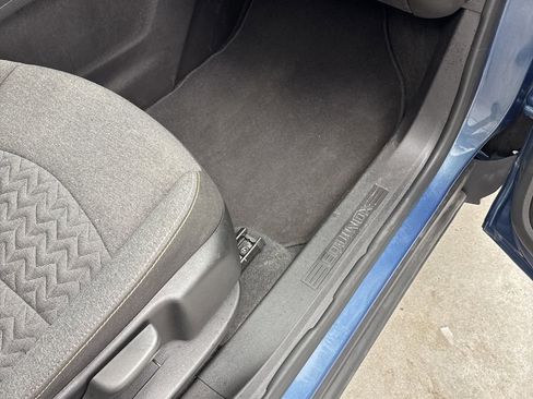 Used 2024 Chevrolet Equinox LT image 27