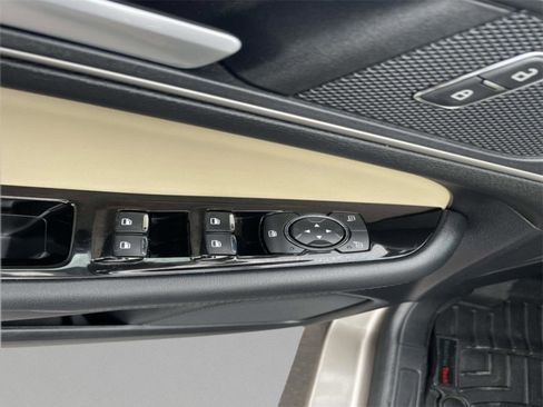 Used 2019 Ford Edge SEL w/ Equipment Group 201A image 13