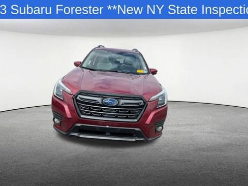 Used 2023 Subaru Forester Limited AWD/4WD image 3