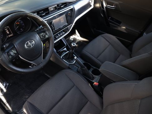 Used 2016 Scion iM FWD image 6