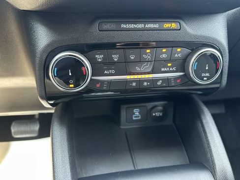 Used 2022 Ford Escape SE w/ Convenience Package AWD/4WD image 18