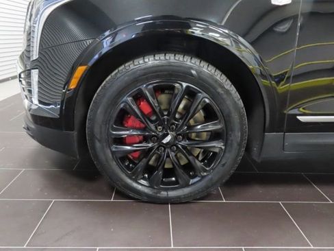 Certified 2023 Cadillac XT5 Sportv w/ Technology Package image 16