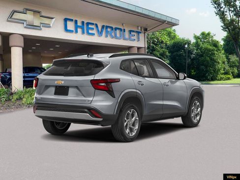 New 2026 Chevrolet Trax LT w/ Driver Confidence Package image 2