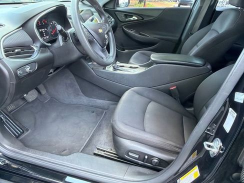 Used 2020 Chevrolet Malibu LT FWD image 9