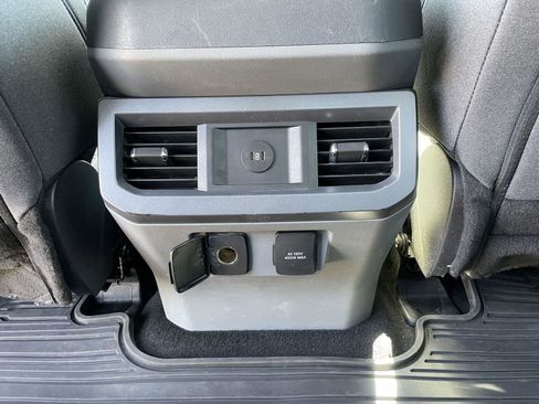Used 2024 Ford F250 XLT w/ FX4 Off-Road Package AWD/4WD image 37
