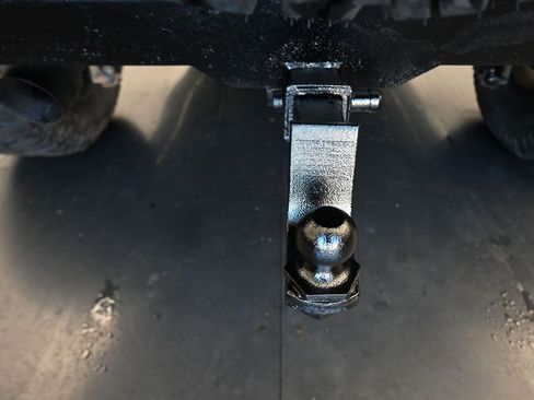 Used 2012 Jeep Wrangler Unlimited Sahara image 36