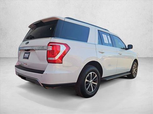Used 2020 Ford Expedition XLT AWD/4WD image 5