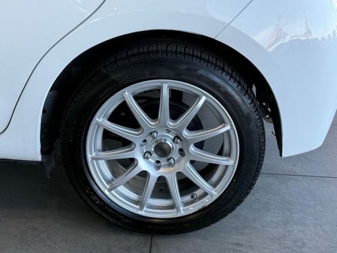 Used 2017 Toyota Yaris L w/ Carpet Mat Package image 15