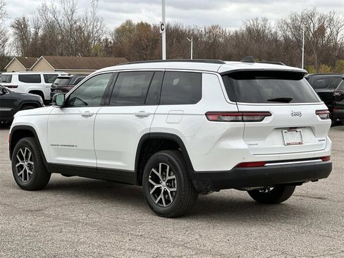 New 2025 Jeep Grand Cherokee L Limited image 4