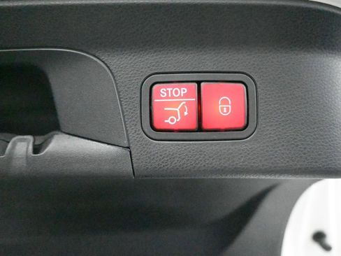 Used 2023 Mercedes-Benz GLC 300 4MATIC Coupe image 29