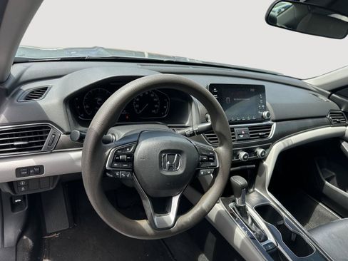 Used 2019 Honda Accord LX image 10