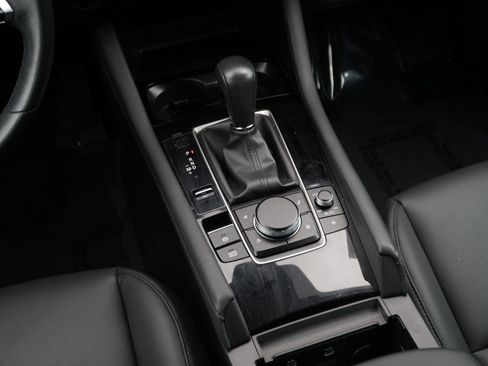 Used 2024 MAZDA MAZDA3 s image 26