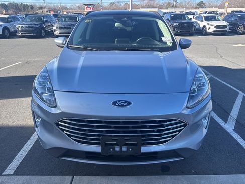 Used 2022 Ford Escape Titanium w/ Titanium Elite Package image 2