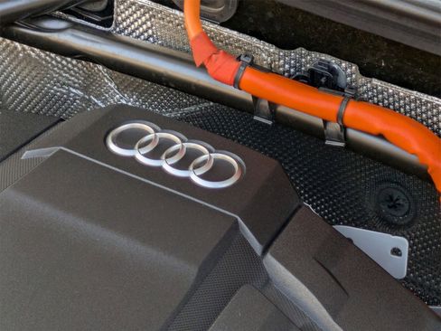 Used 2024 Audi Q5 e Premium Plus image 24