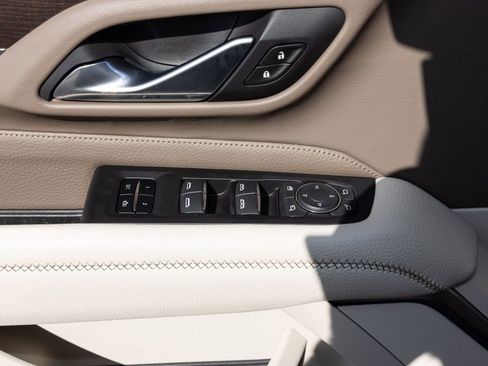 Used 2021 GMC Yukon Denali w/ Denali Ultimate Package image 22