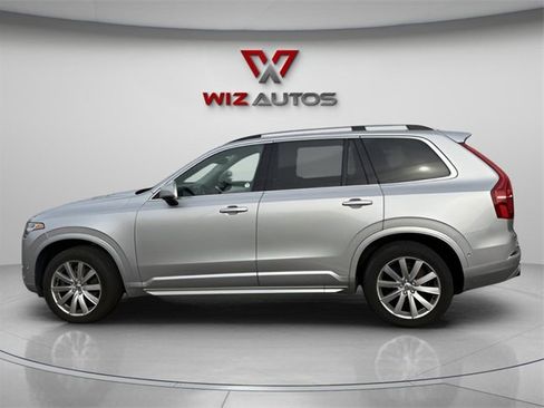 Used 2018 Volvo XC90 T5 Momentum w/ Convenience Package image 8