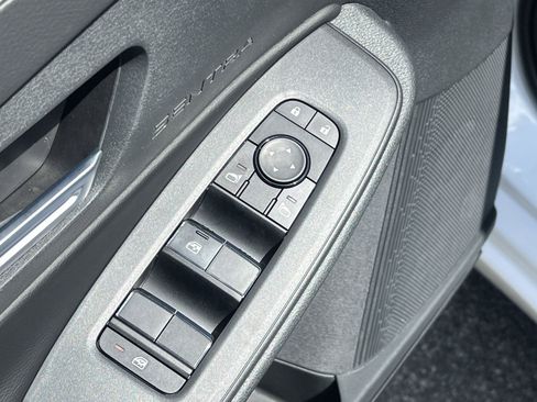 New 2026 Nissan Sentra SV FWD image 18
