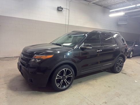 Used 2014 Ford Explorer Sport w/ Equipment Group 401A image 3