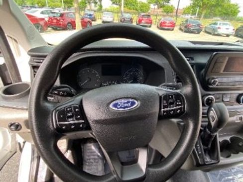 Used 2024 Ford Transit 250 Low Roof w/ Exterior Upgrade Package RWD image 16
