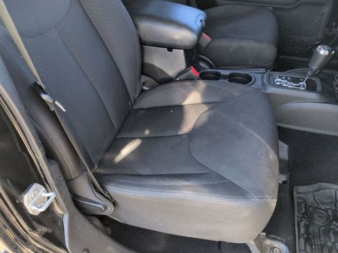 Used 2015 Jeep Wrangler Unlimited Sport w/ Quick Order Package 24S image 11