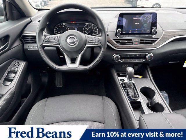New 2026 Nissan Altima 2.5 SV FWD image 19